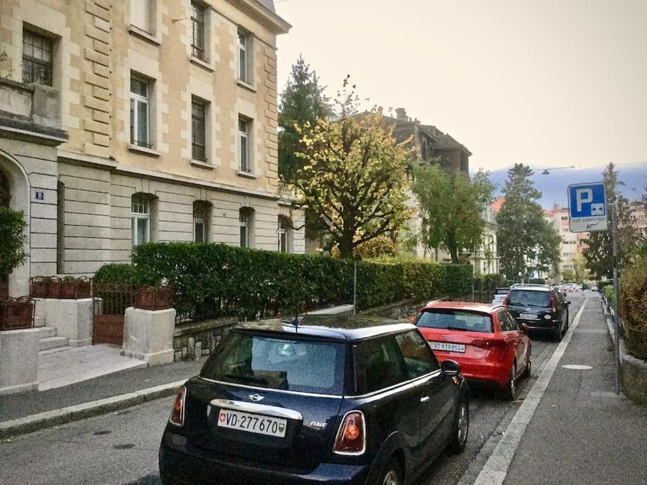 Charming, between train station&lake! Lausanne Buitenkant foto